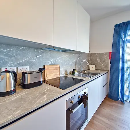 Brand New Sea Breeze Haven Apartamento Marsalforn